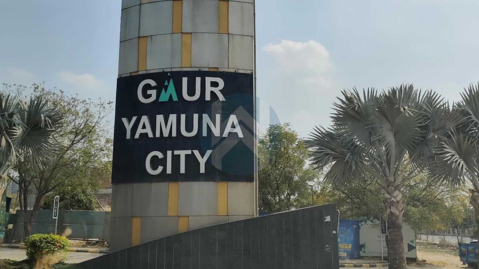 Gaur Yamuna City 3