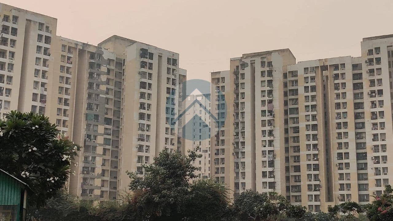 Jaypee Greens Kosmos