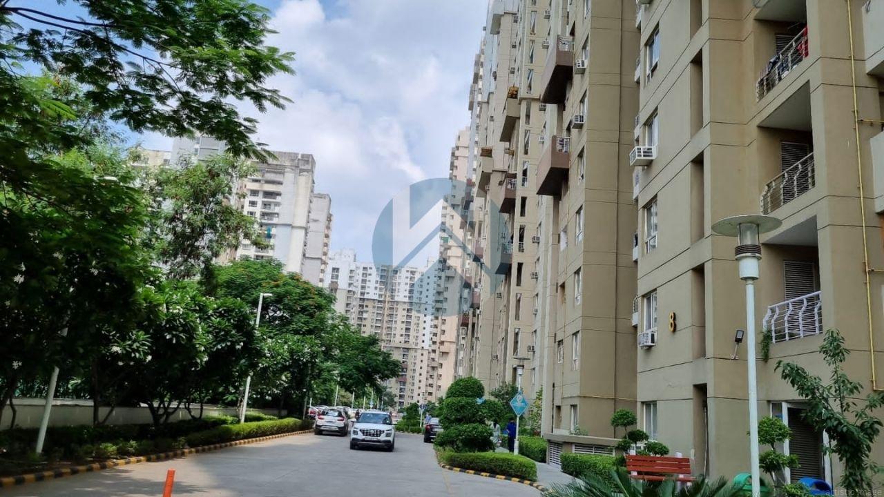Property thumbnail 3